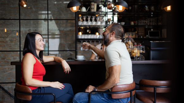 3-best-first-date-conversation-topics-with-a-girl-good-gentleman